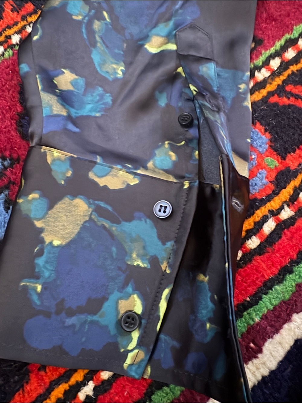 SZ L NORDSTROM DARK EMERALD GREEN WATERCOLOR SILKY BUTTON DOWN BUSINESS CASUAL - Picture 5 of 7